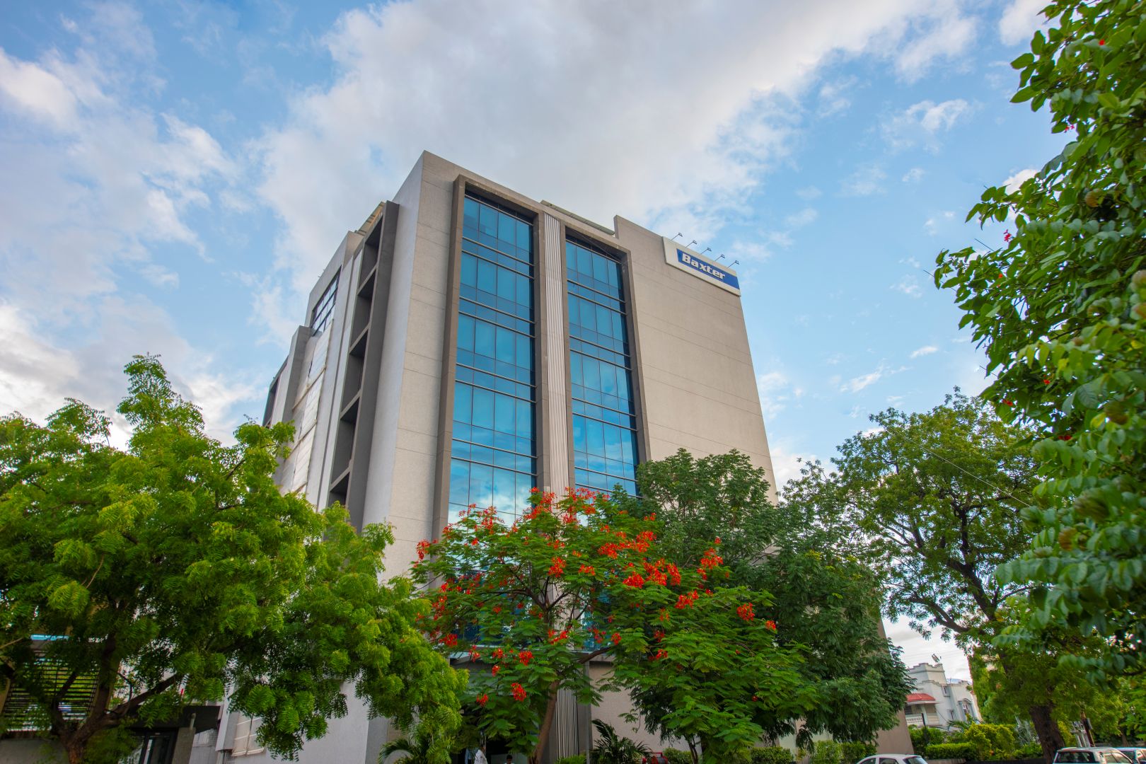 Lease Commercial Building in Ahmedabad Lease Showroom & Office on